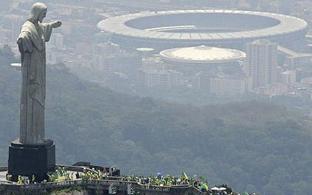 Người dân Brazil có lí do để phản đối World Cup 2014.